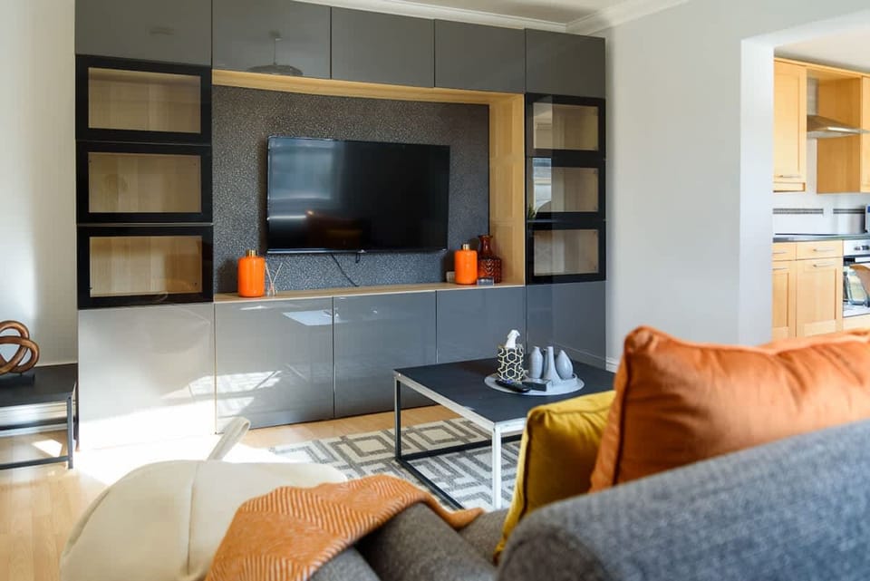 House | 6 bedrooms