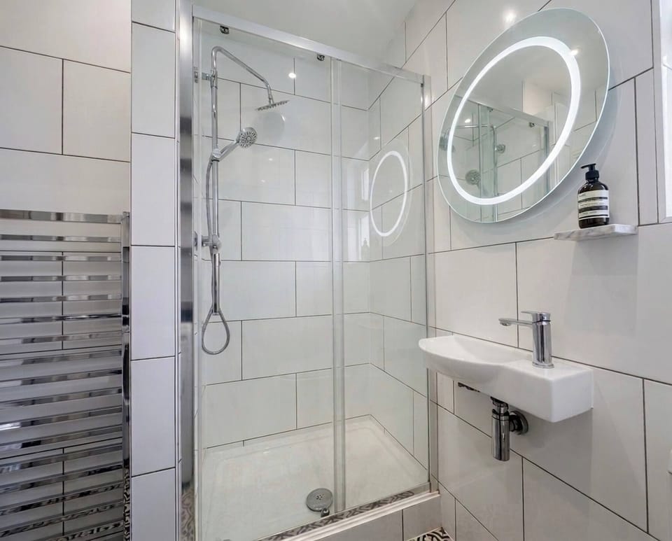 Apartment, 1 Bedroom | Bathroom