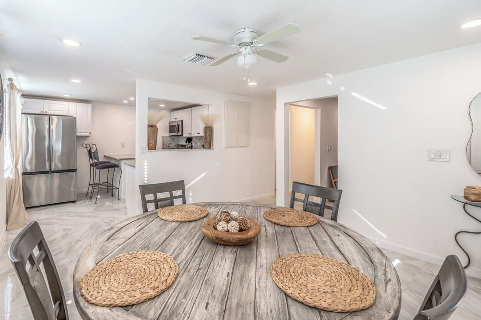 Apartment, Patio, Garden View | Dining