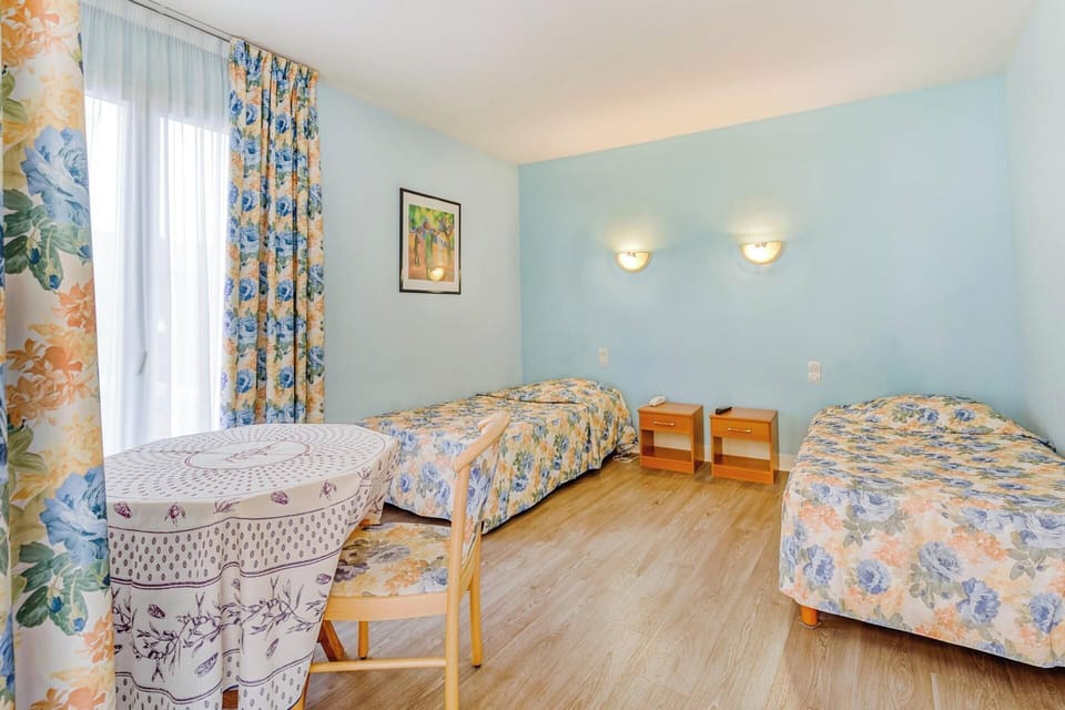 Classic Twin Room | Free WiFi, bed sheets