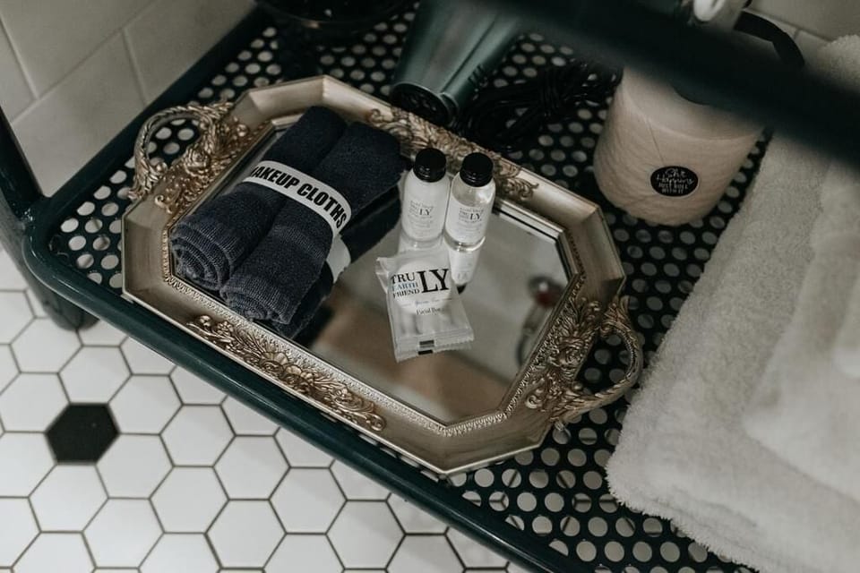 Shower, free toiletries, hair dryer, towels