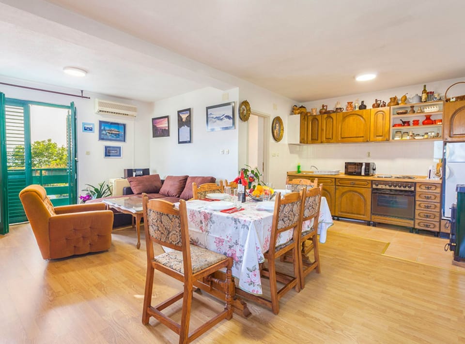 Villa (Villa Roza Dalmatian Escape) | Private kitchen | Fridge