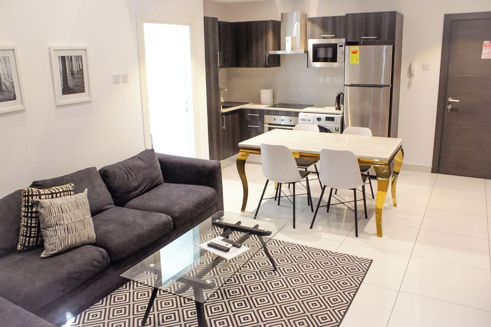 Deluxe Apartment, Garden View | Interior