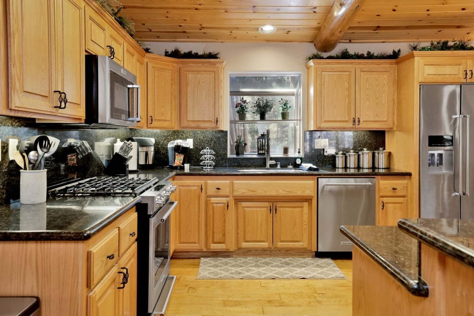 Cabin, Multiple Beds, Mountain View (2588) | Private kitchen