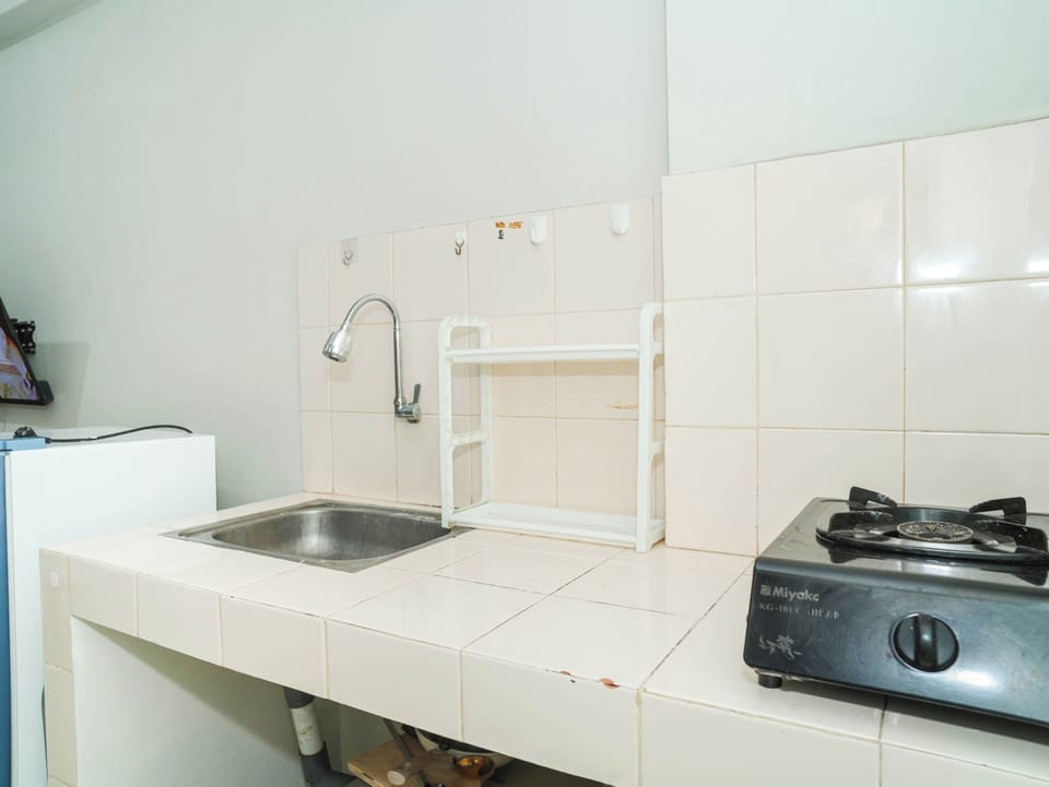 Standard Studio | Private kitchen | Stovetop, electric kettle