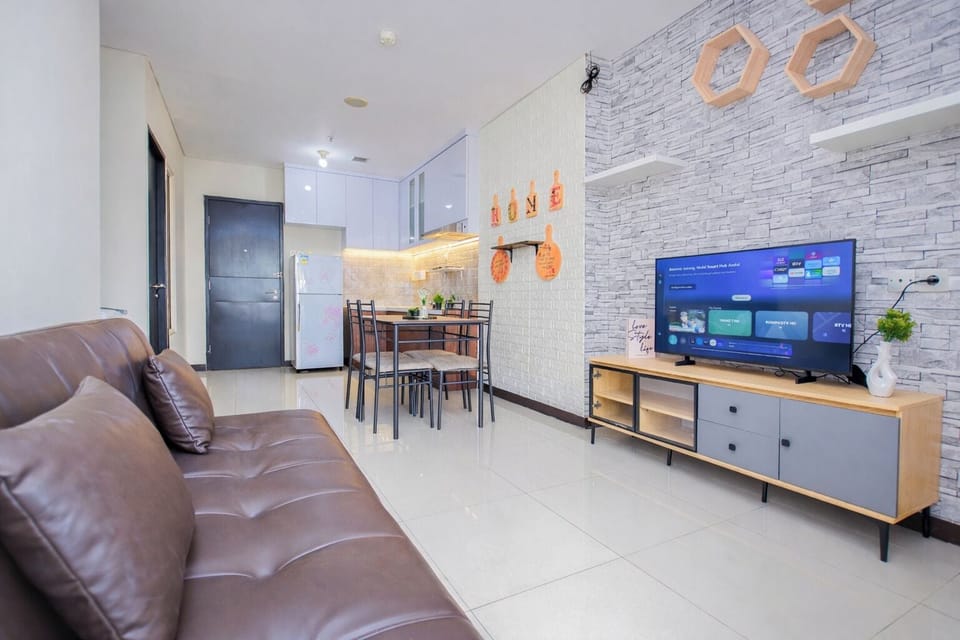 Standard Apartment | Living room