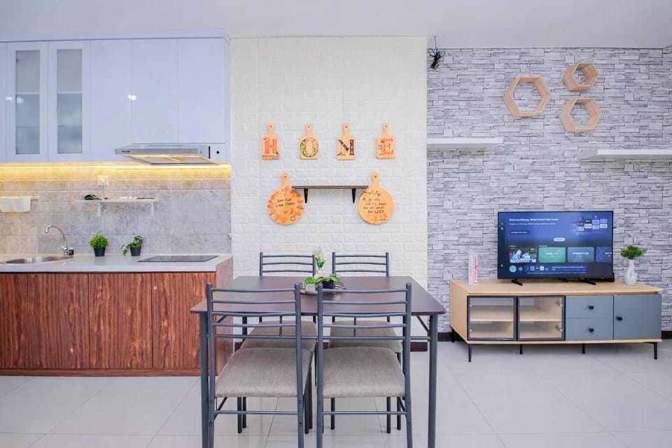 Standard Apartment | Dining room