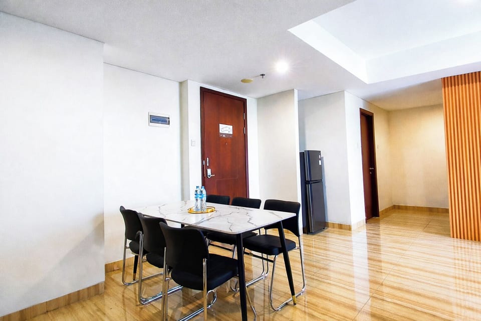 Standard Apartment | Dining room