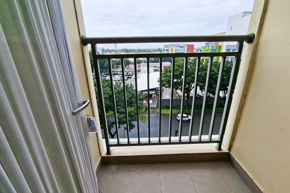 Standard Studio | Balcony
