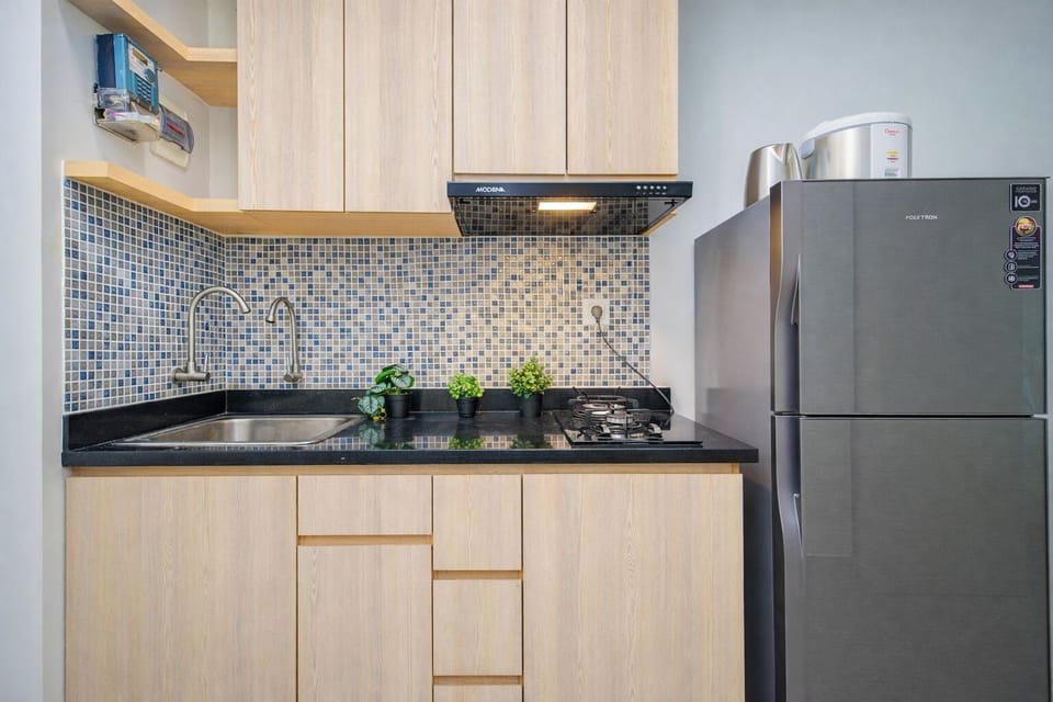 Standard Studio | Private kitchen | Electric kettle