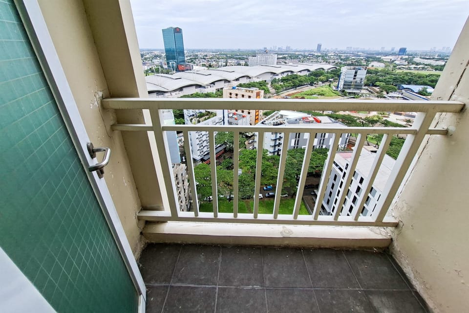 Standard Studio | Balcony