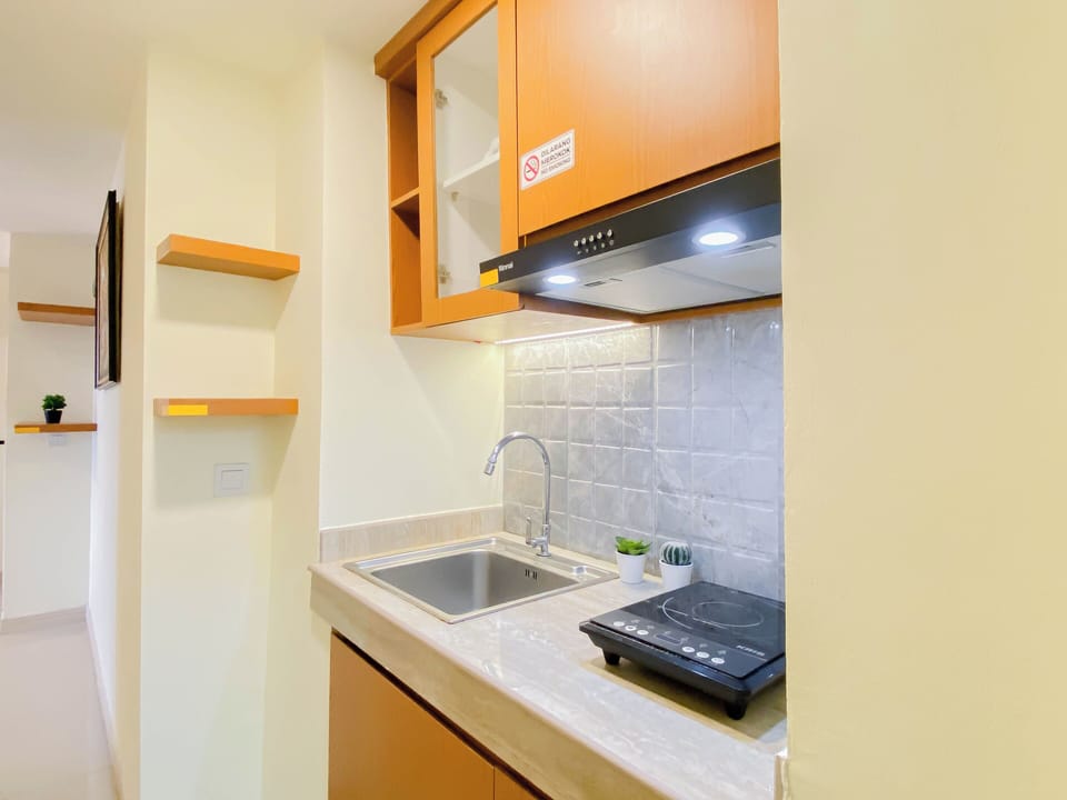 Standard Apartment | Private kitchen | Electric kettle