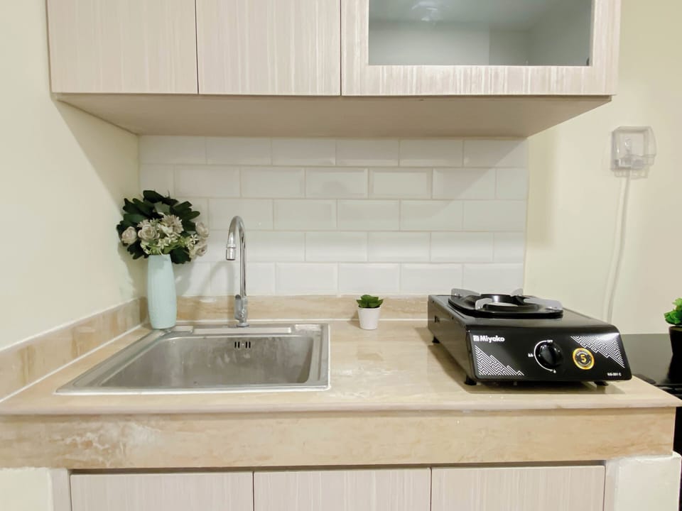 Standard Apartment | Private kitchen | Electric kettle