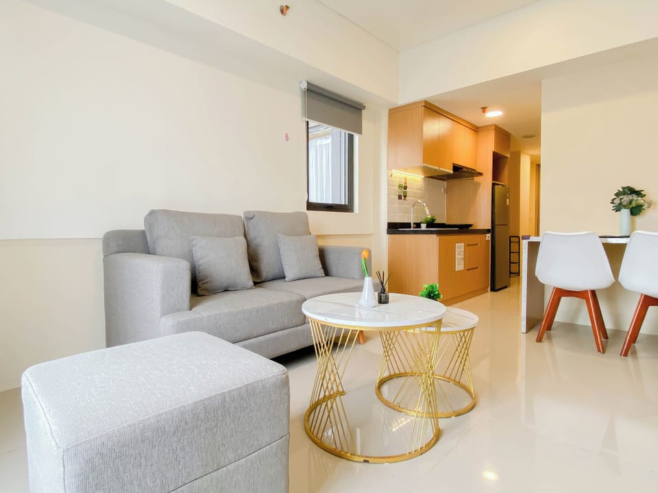 Standard Apartment | Living room