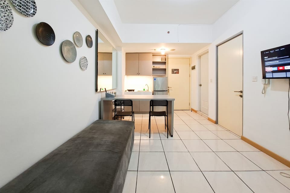 Standard Apartment | Living room