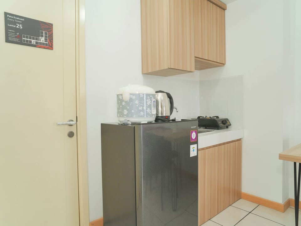 Standard Apartment | Private kitchen | Electric kettle