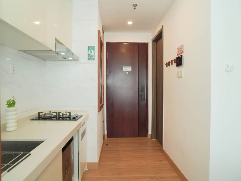 Standard Studio | Private kitchen | Electric kettle