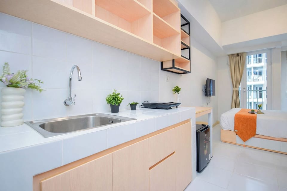Standard Studio | Private kitchen | Electric kettle