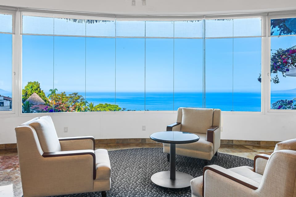 Apartment, Multiple Beds, Pool Access, Ocean View (Grand Miramar A302) | Interior