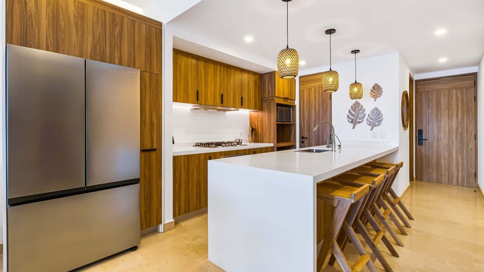 Condo, Multiple Beds, Pool Access, Ocean View (Marlin Room at Harbor 171 Torre Norte) | Private kitchen