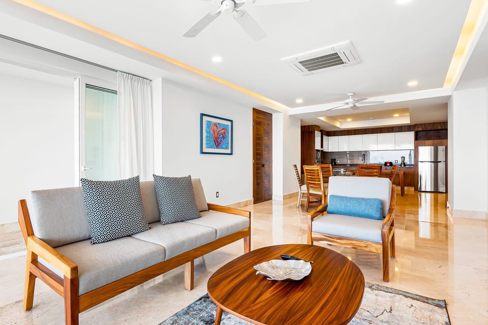 Condo, Multiple Beds, Hot Tub, Ocean View (Blue Horizon 301 at Residences) | Living area