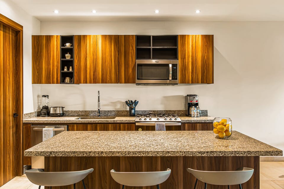 Condo, Multiple Beds, Pool Access, Garden View (Villa Toscana) | Private kitchen