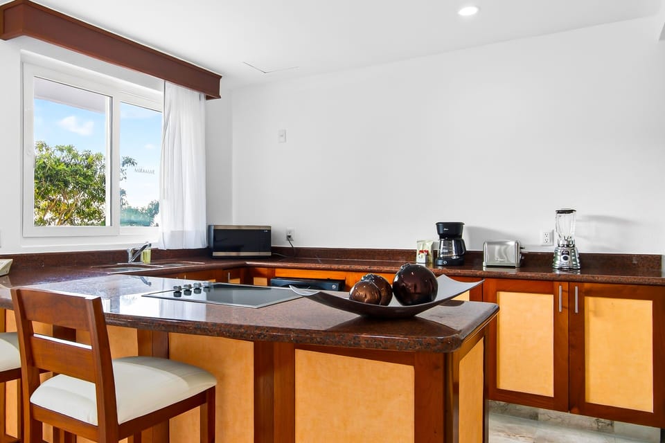 Apartment, Multiple Beds, Pool Access, Beach View (Grand Miramar B203) | Private kitchen