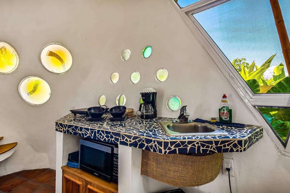 Villa, 2 Double Beds, Pool Access, Garden View (Villas Bambu) | Private kitchen