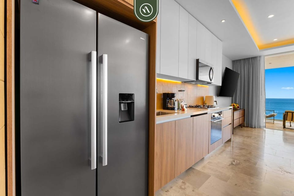 Condo, 1 Double Bed with Sofa bed, Balcony, Ocean View (Naarena 402) | Private kitchen