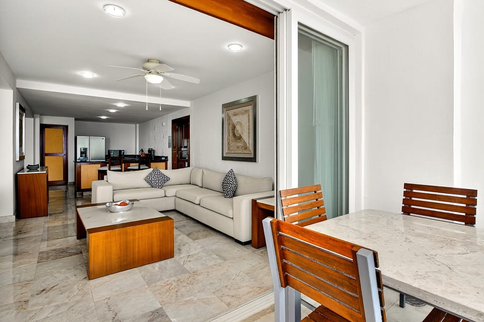 Apartment, Multiple Beds, Pool Access, Ocean View (Grand Miramar A101) | Living area