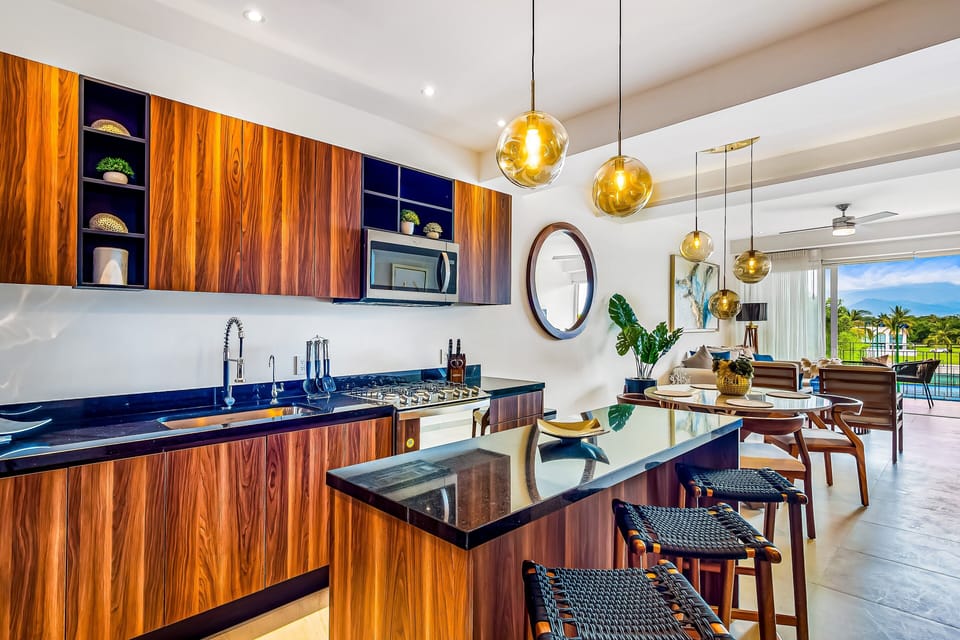 Apartment, Multiple Beds, Balcony, Ocean View (D'Toscana Residencial # 305) | Private kitchen