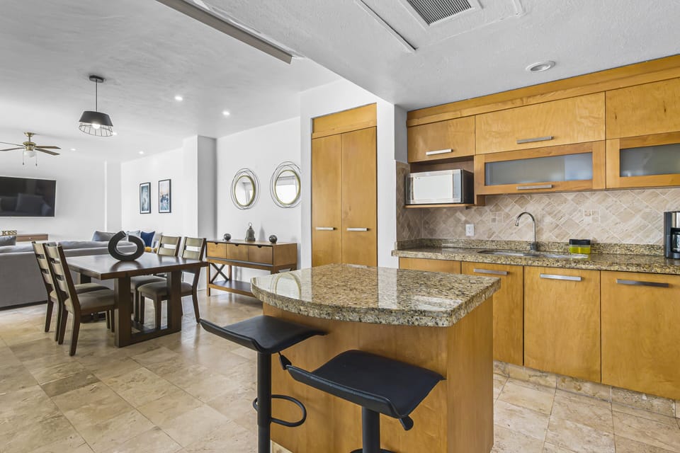 Condo, 1 King Bed with Sofa bed, Balcony, Partial Ocean View (Nitta Condo # 307) | Private kitchen