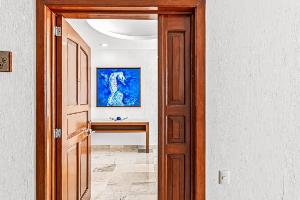 Apartment, Multiple Beds, Pool Access, Ocean View (Grand Miramar A602) | Interior