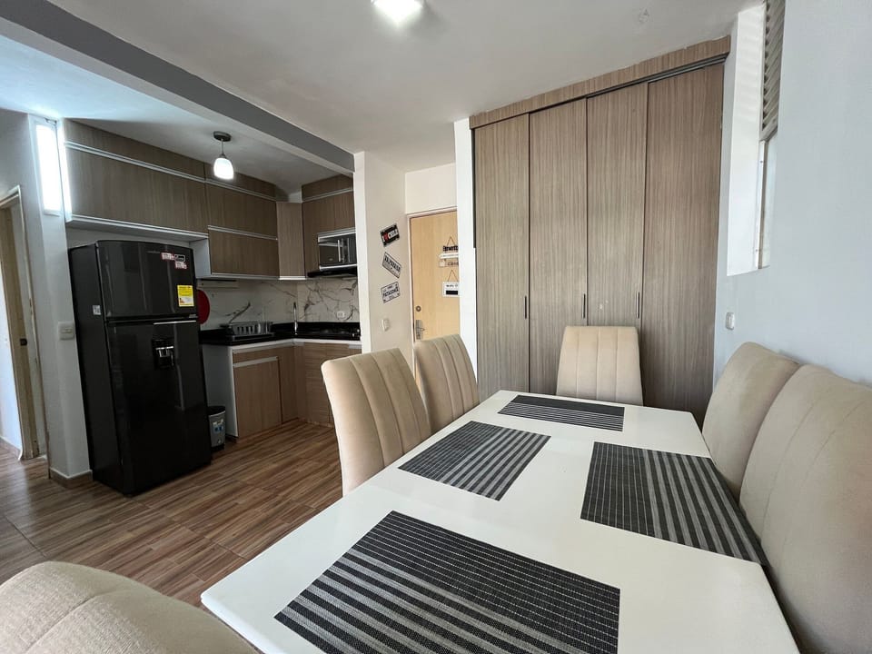 Apartment | Dining