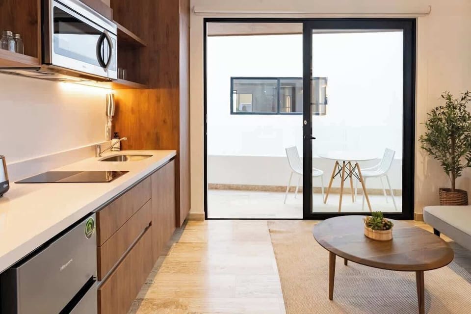 Cocina equipada con lo básico