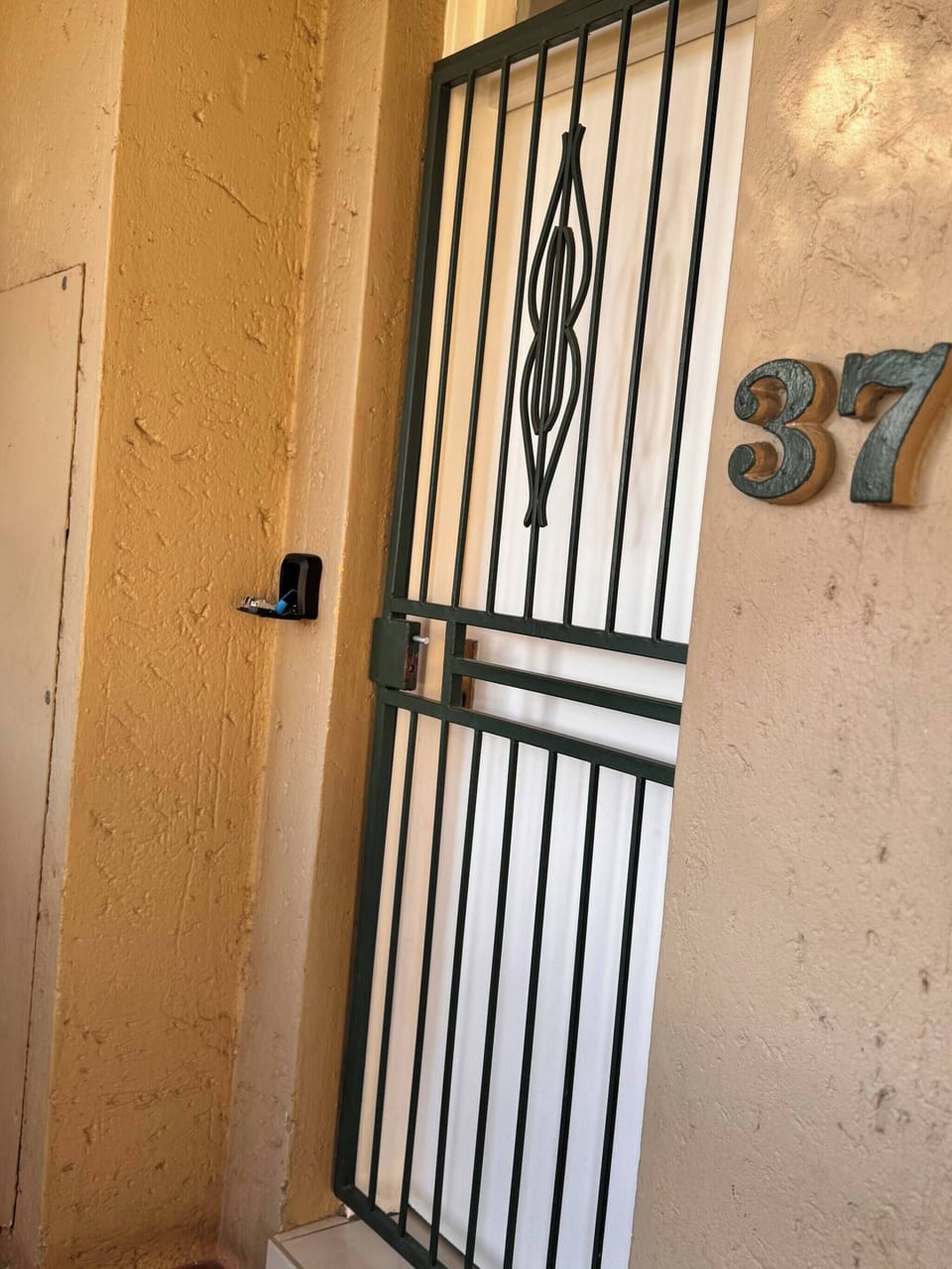 Apartment, 1 Bedroom, Smoking | Exterior detail