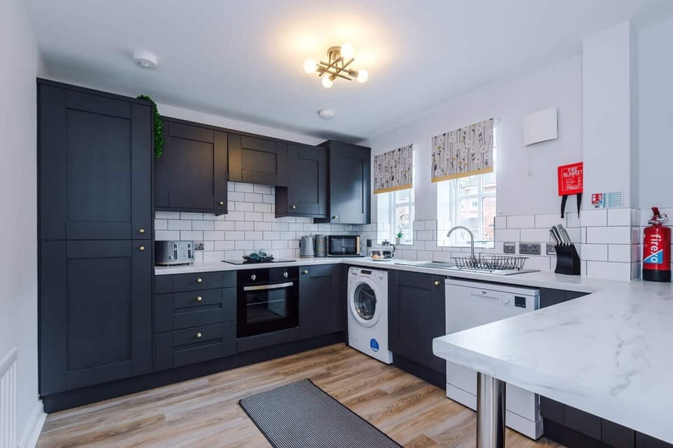 House | 3 bedrooms, desk, soundproofing