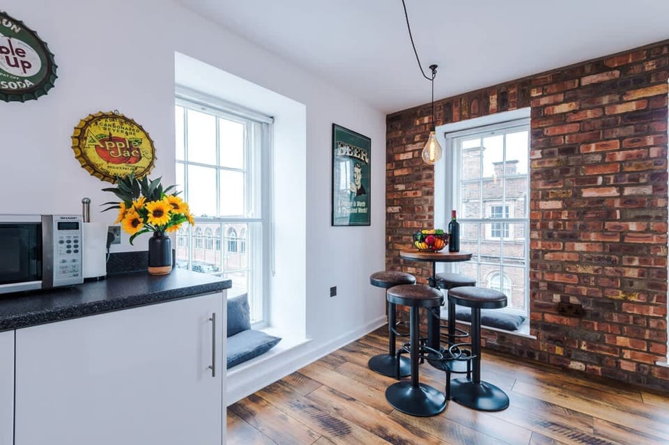 House | 2 bedrooms, desk, soundproofing