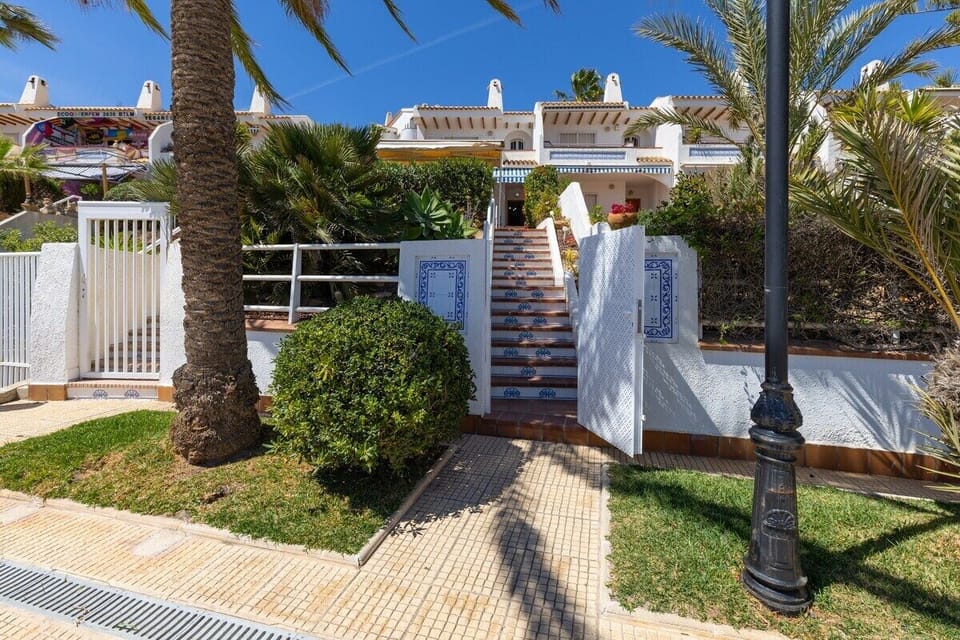 Villa (4 Bedrooms) | Interior