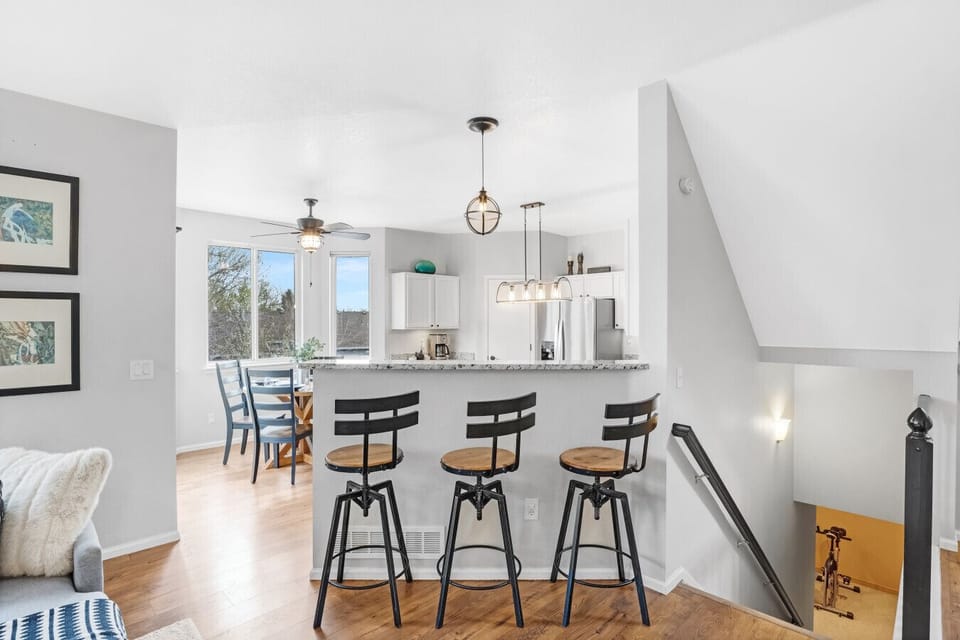 Bar top seating means your whole group can enjoy meals together
