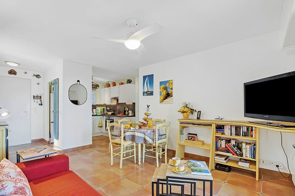 Living and dining room