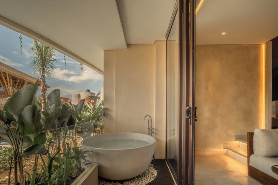 Suite Room with Pool View | Premium bedding, minibar, free WiFi, bed sheets