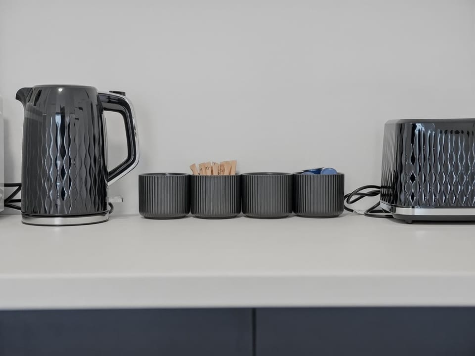 Kitchenette Amenities