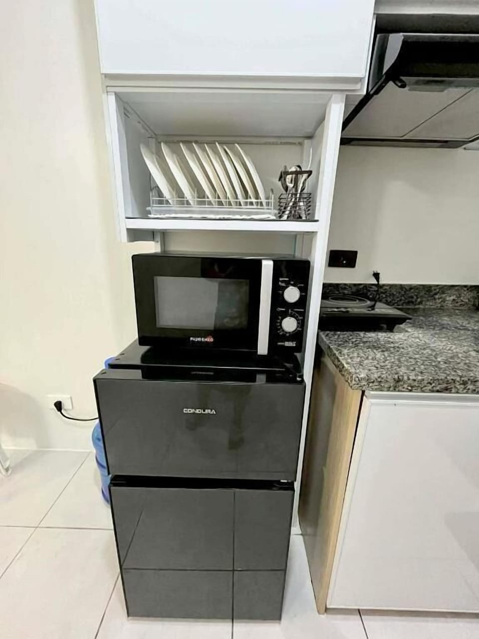 Family Condo, 2 Bedrooms, Kitchen, Courtyard View | Private kitchen