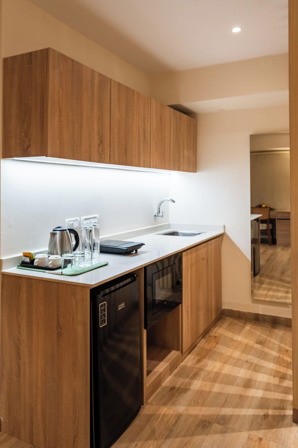 Deluxe Studio, City View | Private kitchen | Mini-fridge