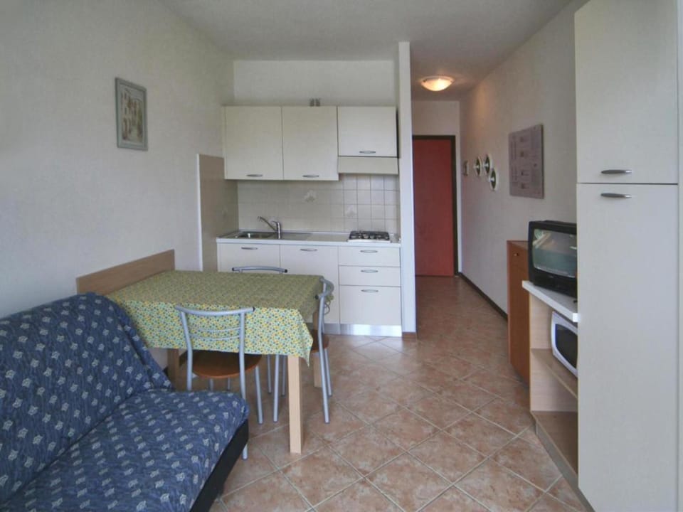 Studio, Terrace | Interior