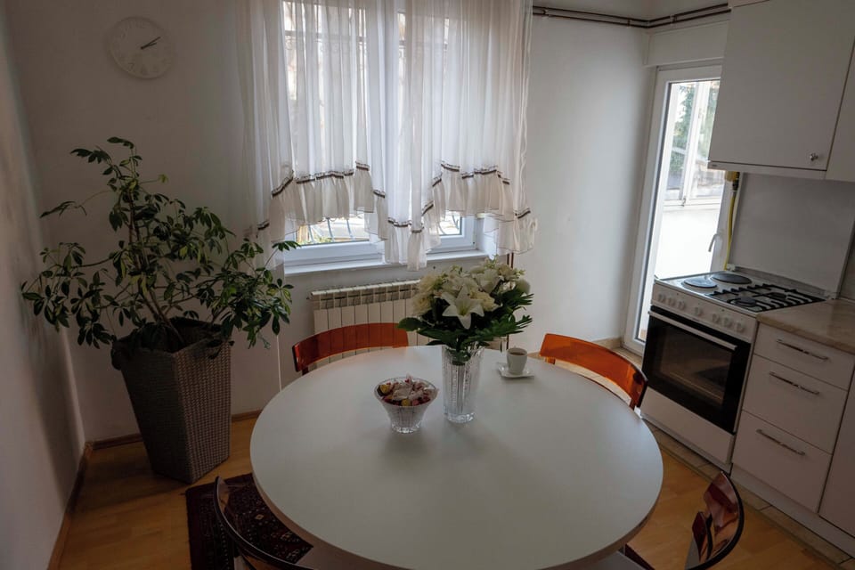 Family Apartment, 2 Bedrooms, Balcony, Garden View | Private kitchen | Full-size fridge, microwave, oven, stovetop