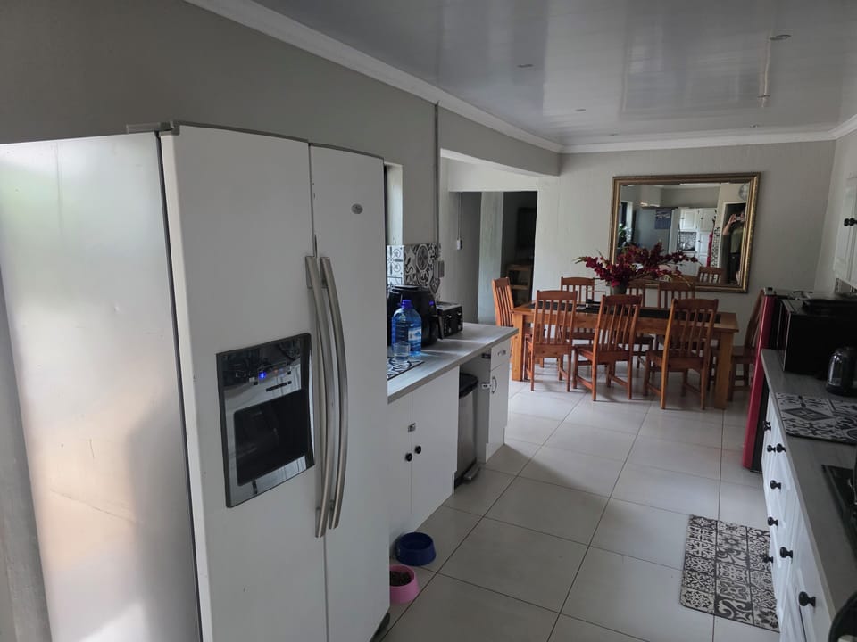Family Room | Dining