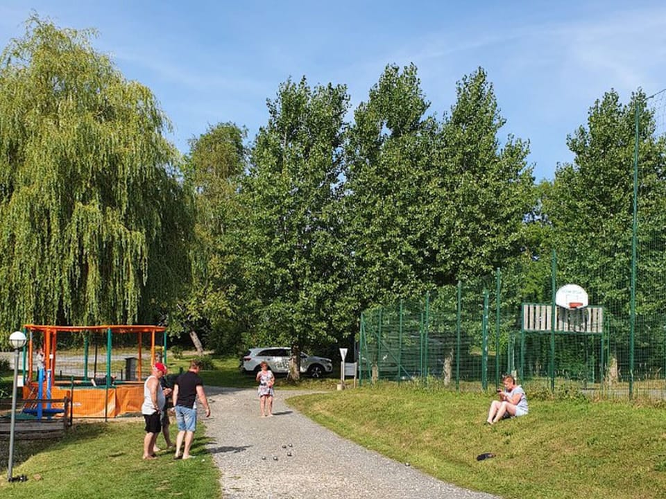 Sport court