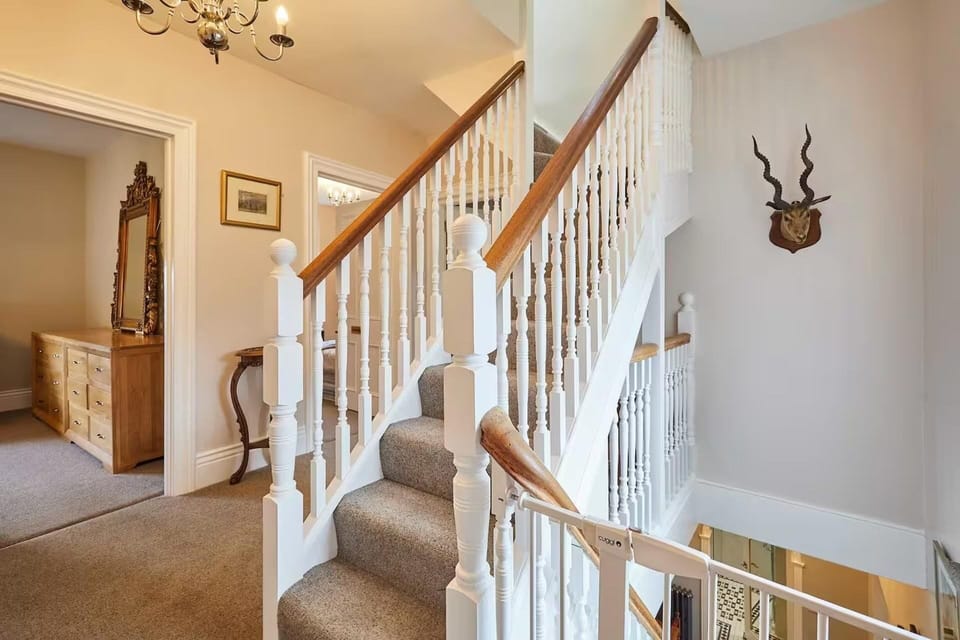 House Sleeps 12 With Parking and Garden House in Metropolitan Borough of Gateshead